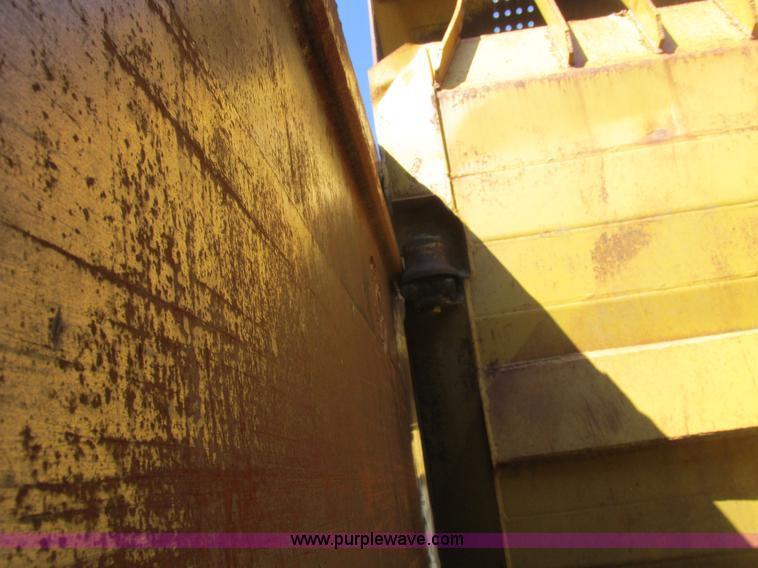 image for item A8806 1965 Caterpillar 631B conventional scraper