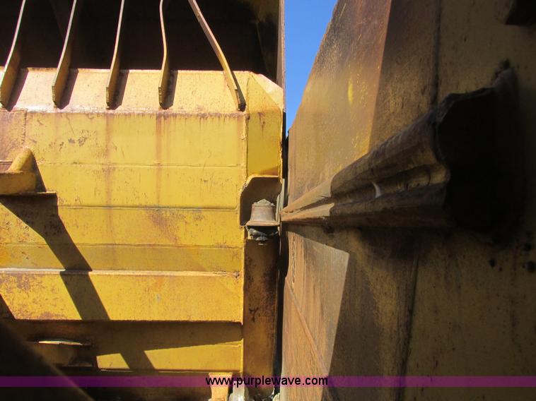 image for item A8806 1965 Caterpillar 631B conventional scraper