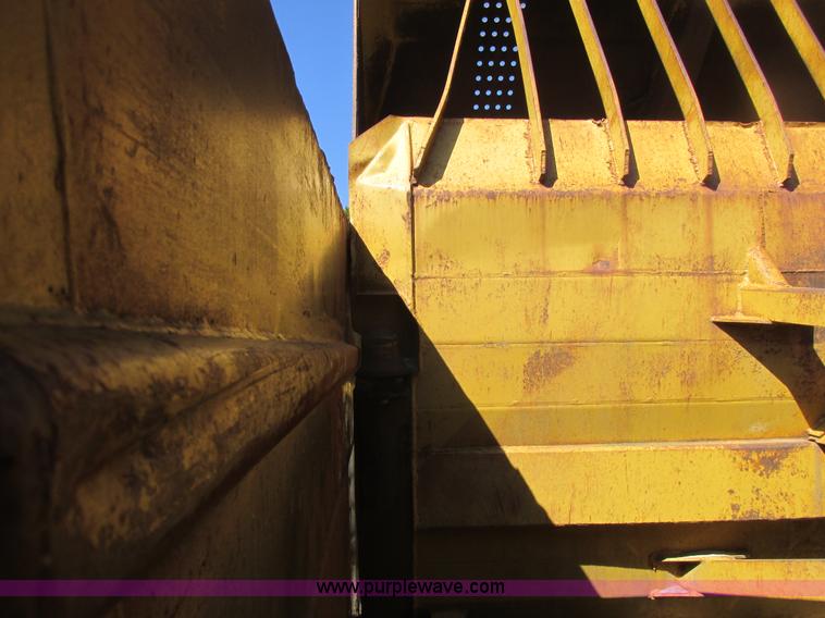 image for item A8806 1965 Caterpillar 631B conventional scraper