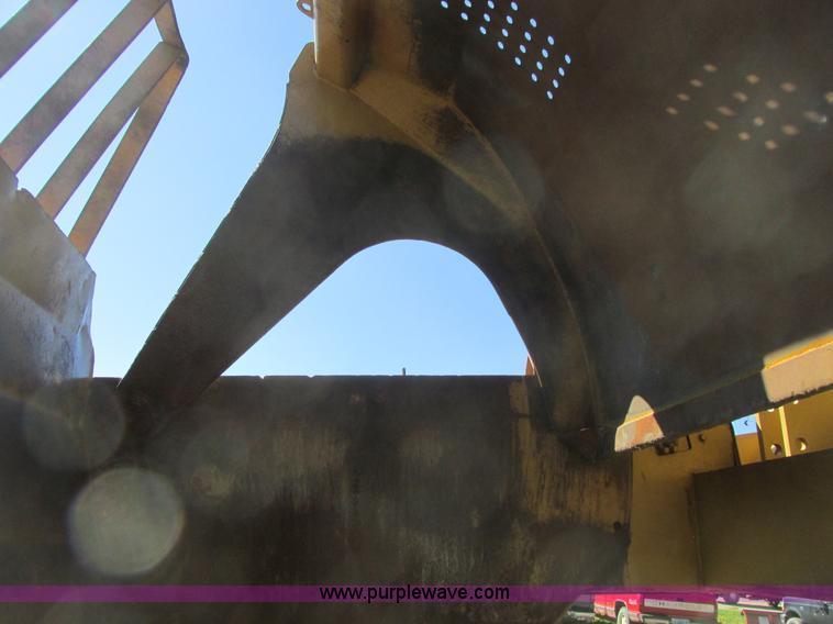 image for item A8806 1965 Caterpillar 631B conventional scraper