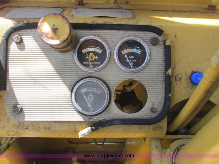 image for item A8806 1965 Caterpillar 631B conventional scraper