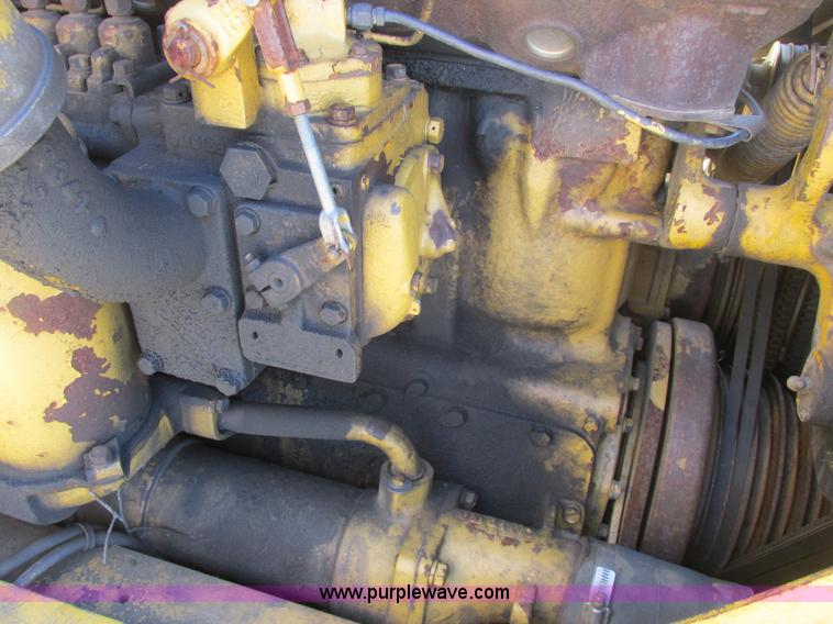 image for item A8806 1965 Caterpillar 631B conventional scraper