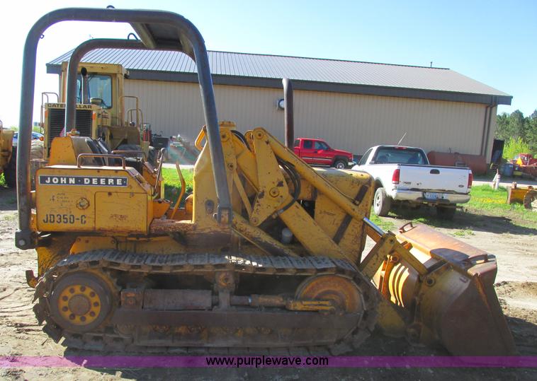image for item A8807 1977 John Deere 350C track loader