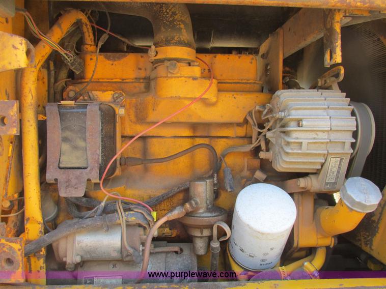 image for item A8807 1977 John Deere 350C track loader