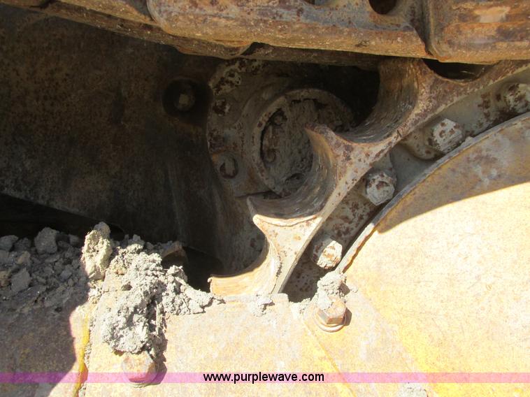 image for item A8820 1975 Caterpillar D9H dozer