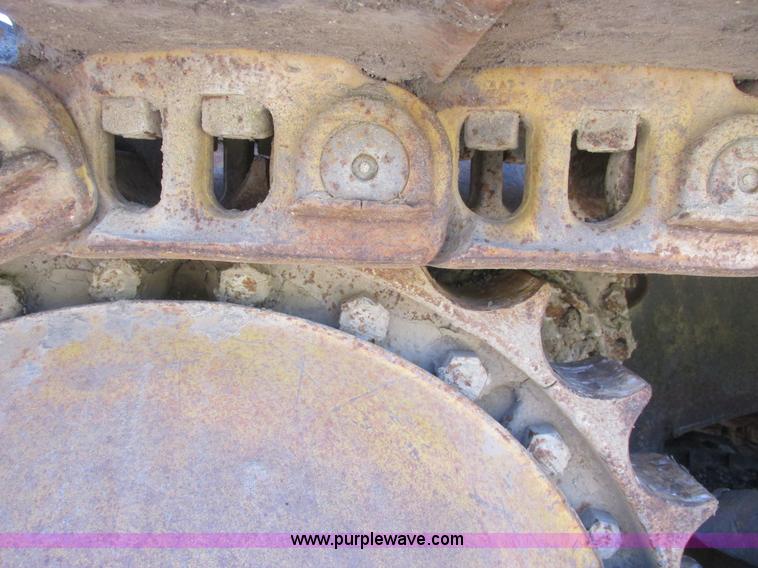 image for item A8820 1975 Caterpillar D9H dozer