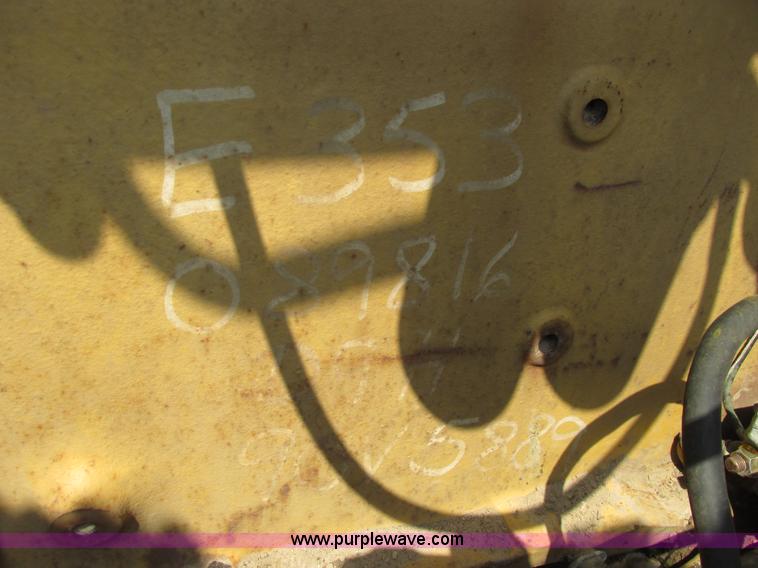 image for item A8820 1975 Caterpillar D9H dozer