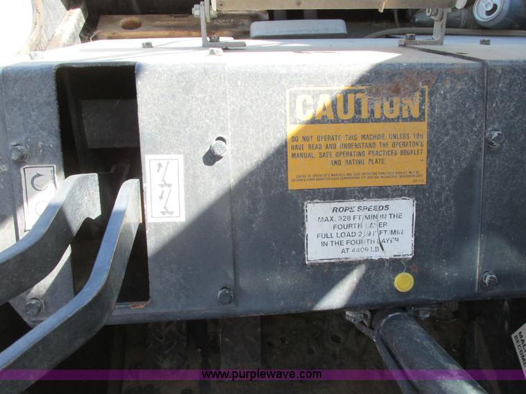 image for item A8822 1982 P & H Omega 520 crane