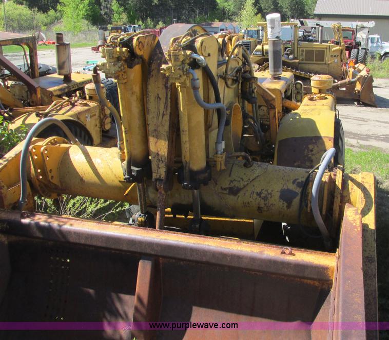 image for item A8824 1967 Caterpillar 631B conventional scraper