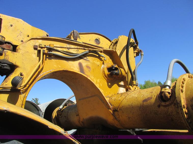 image for item A8824 1967 Caterpillar 631B conventional scraper
