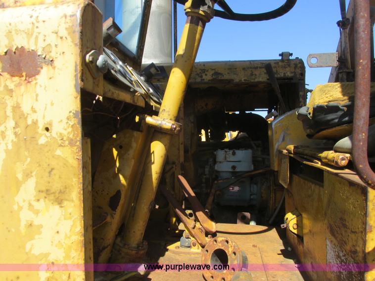 image for item A8824 1967 Caterpillar 631B conventional scraper