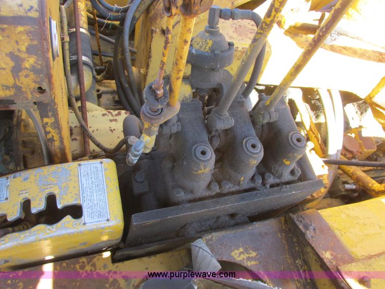 image for item A8824 1967 Caterpillar 631B conventional scraper