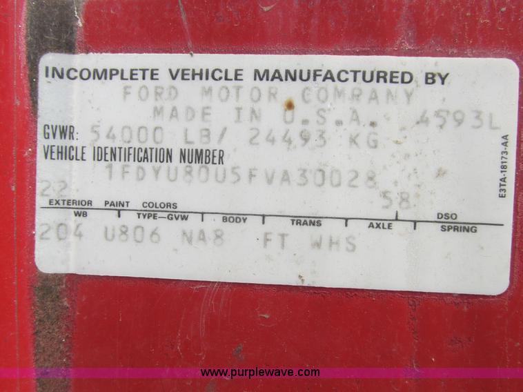 image for item A8827 1985 Ford LT8000 dump truck