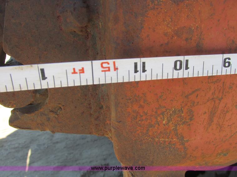 image for item A8828 1985 Ford LT8000 dump truck