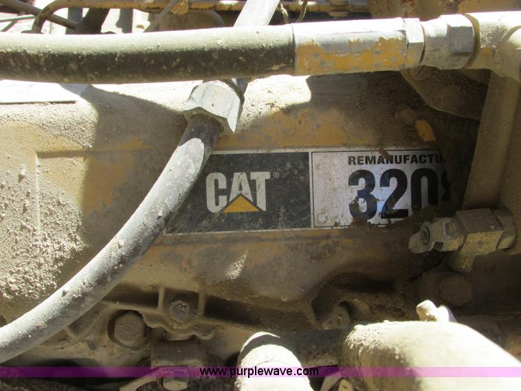 image for item A8828 1985 Ford LT8000 dump truck