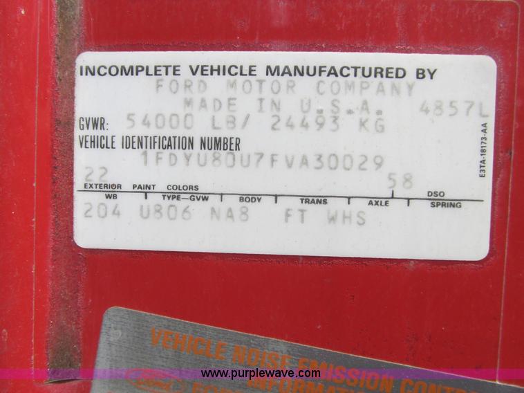 image for item A8828 1985 Ford LT8000 dump truck