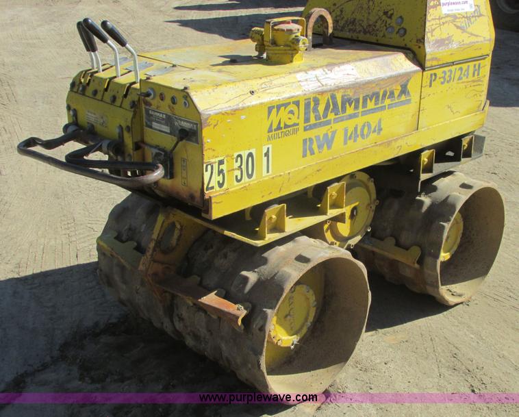 image for item A8830 1995 Rammax RW1404 double drum vibratory trench compactor