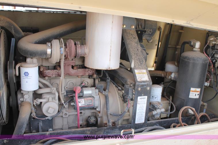 image for item AO9534 Ingersoll Rand air compressor