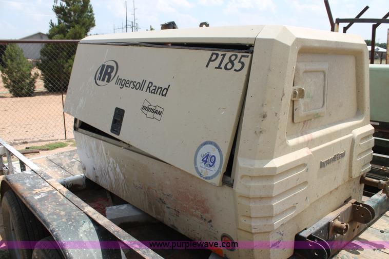 image for item AO9534 Ingersoll Rand air compressor