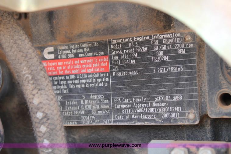 image for item AO9536 2006 JCB VM75D smooth drum roller