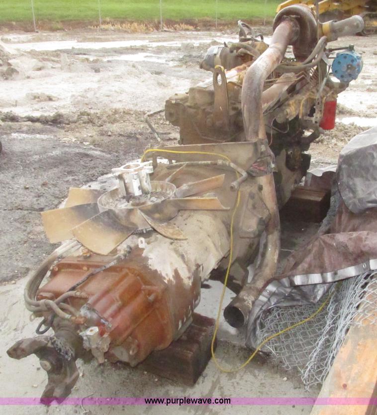 image for item AV9194 Engine and transmission