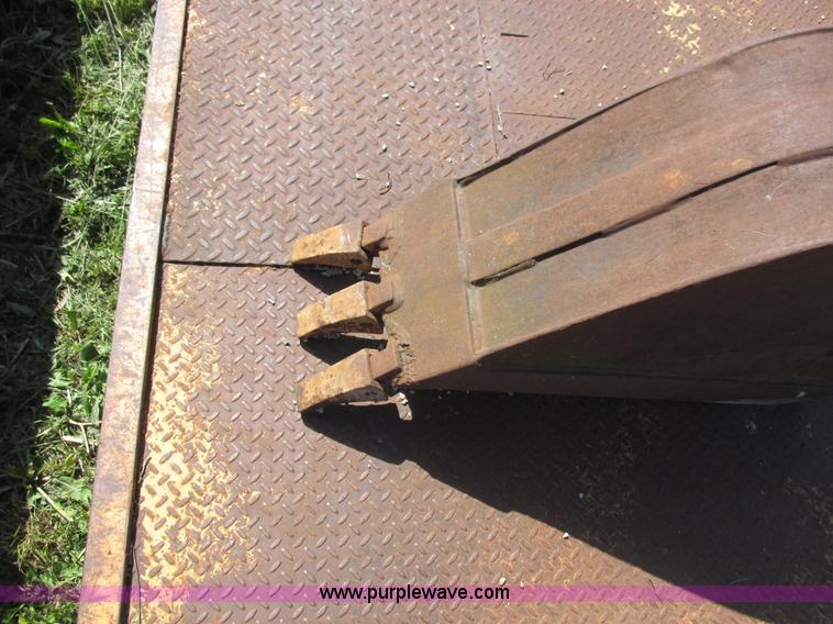 image for item AW9683 Wayne Roy backhoe buckets