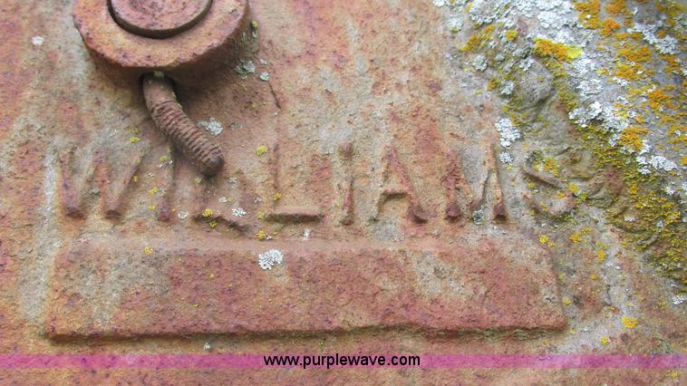 image for item AY9859 Williams HC30 bucket