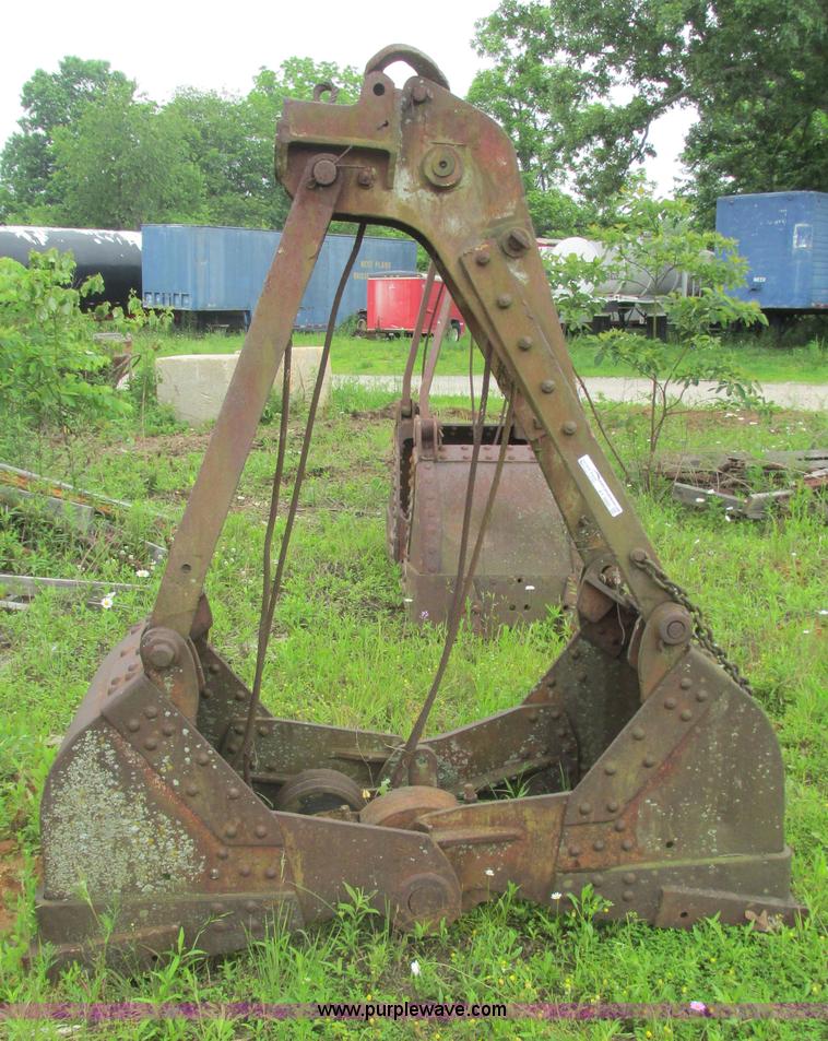 image for item AY9860 Bucket