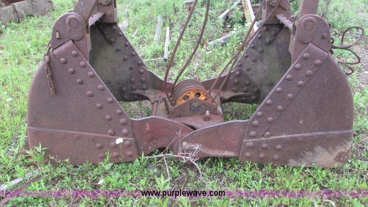 image for item AY9861 Owen 4140 bucket