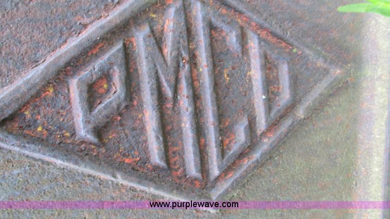 image for item AY9862 PMCO 152 bucket