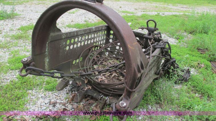 image for item AY9865 Westland drag line bucket