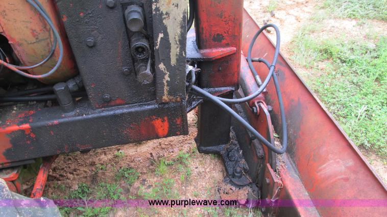 image for item AY9866 Ditch Witch R30 trencher