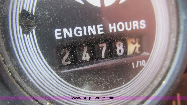 image for item AY9866 Ditch Witch R30 trencher