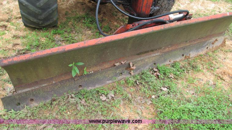 image for item AY9866 Ditch Witch R30 trencher