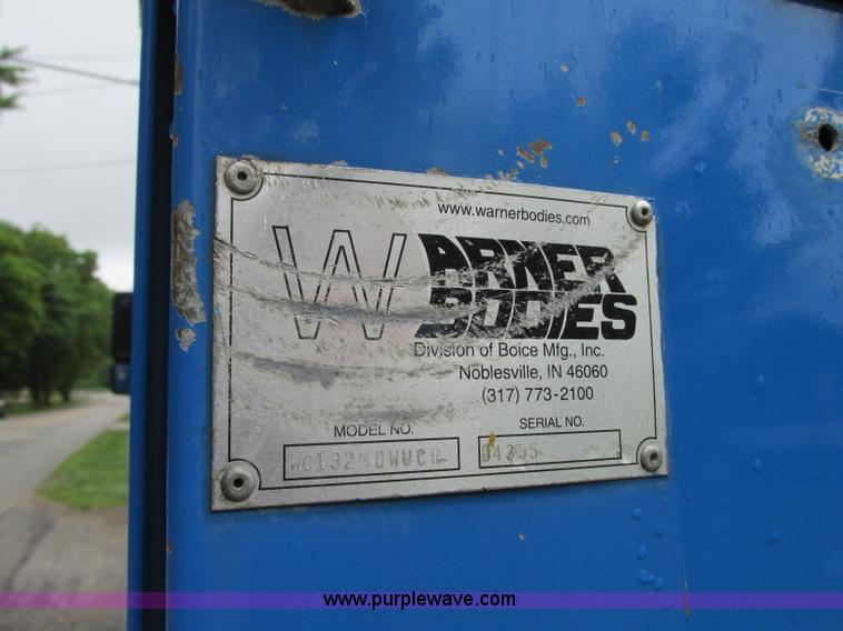 image for item B2954 2005 International DuraStar 4300 service truck