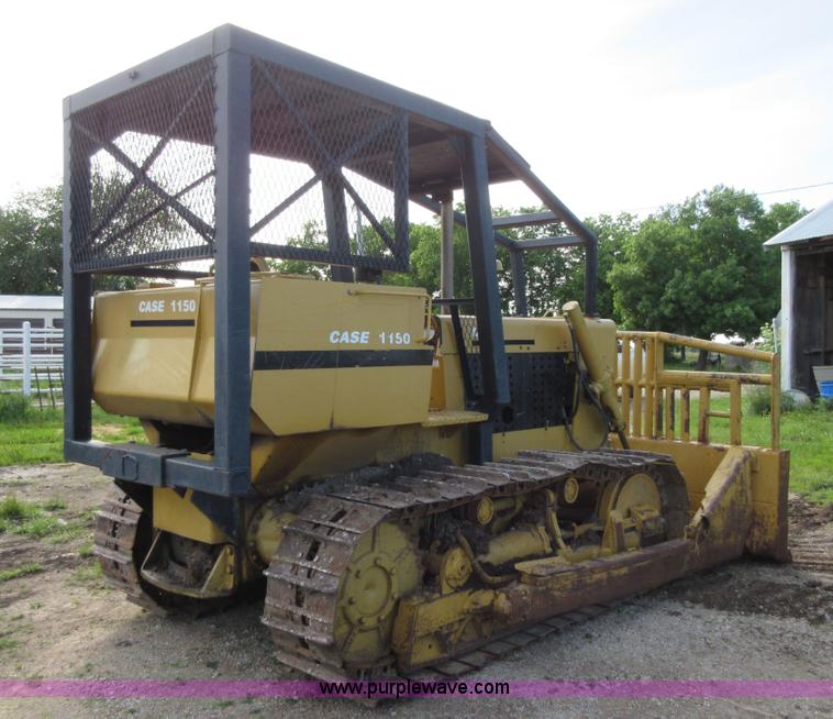 image for item D2453 1968 Case 1150 dozer