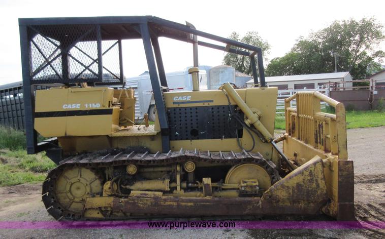 image for item D2453 1968 Case 1150 dozer