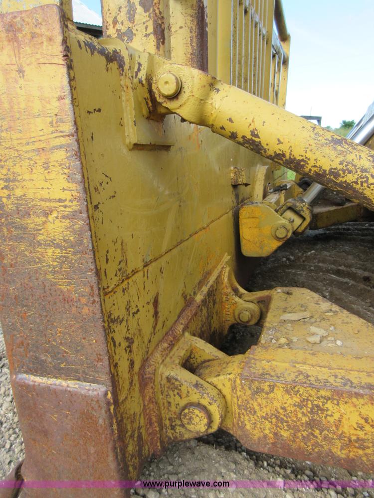 image for item D2453 1968 Case 1150 dozer