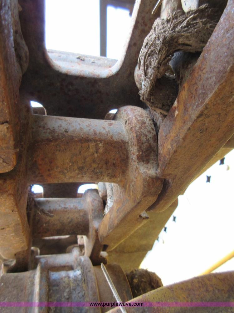 image for item D2453 1968 Case 1150 dozer