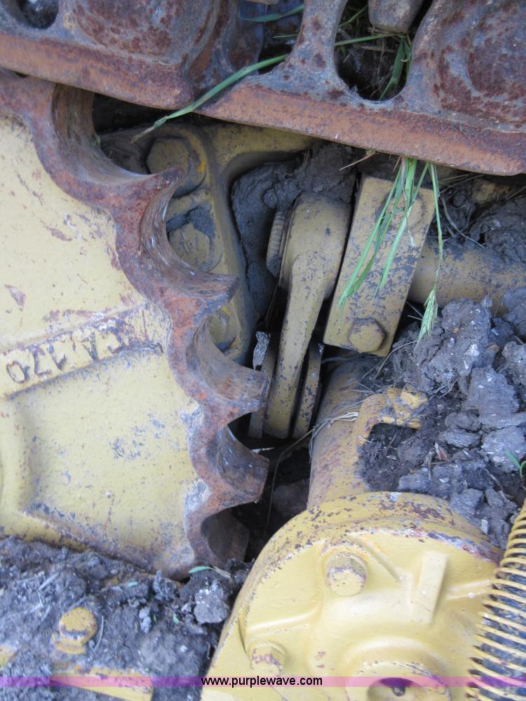image for item D2453 1968 Case 1150 dozer