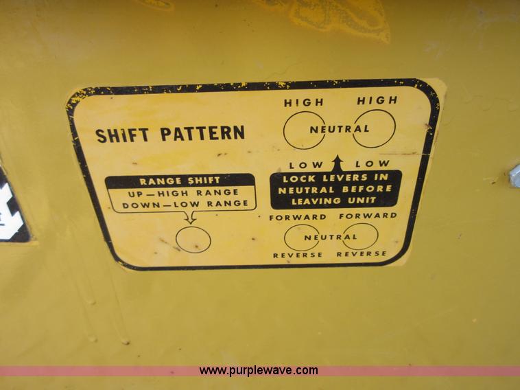 image for item D2453 1968 Case 1150 dozer