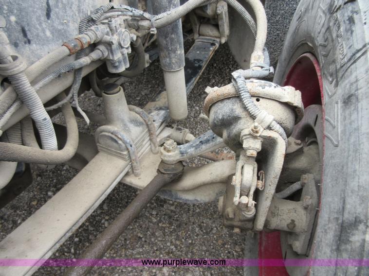 image for item D2466 1996 Freightliner FLD dump truck