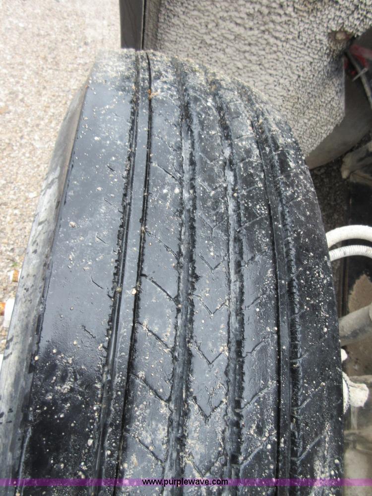 image for item D2466 1996 Freightliner FLD dump truck