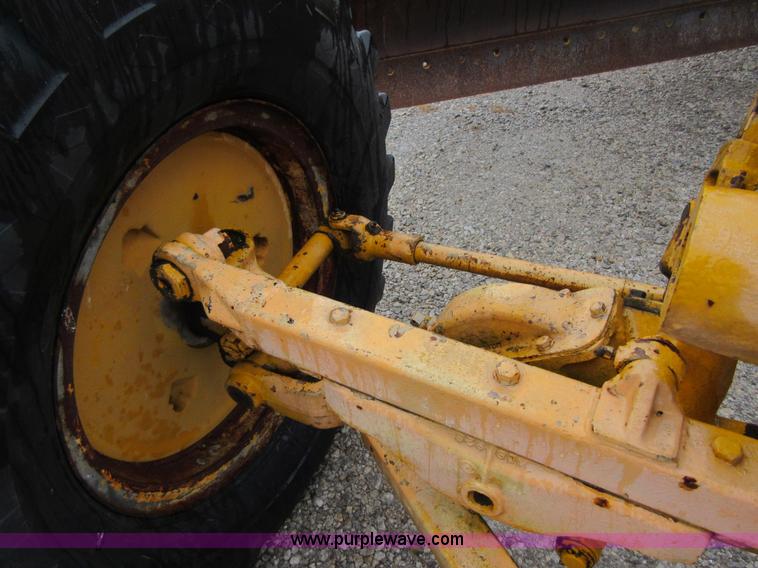 image for item D2467 1971 Caterpillar 112F rigid frame motor grader