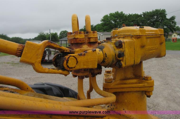 image for item D2467 1971 Caterpillar 112F rigid frame motor grader