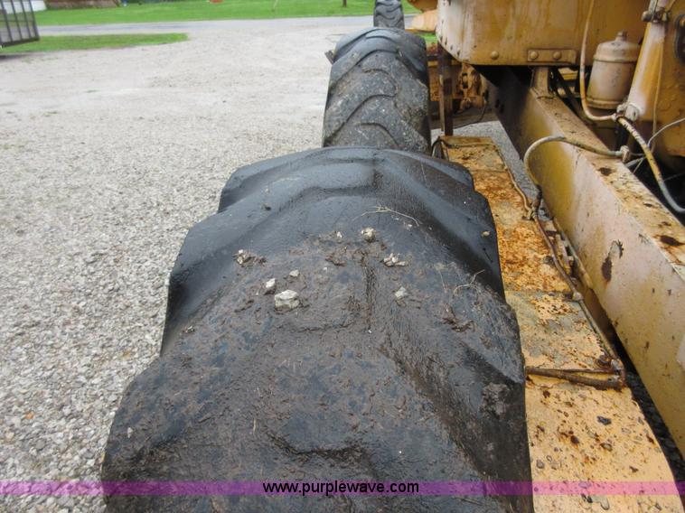 image for item D2467 1971 Caterpillar 112F rigid frame motor grader