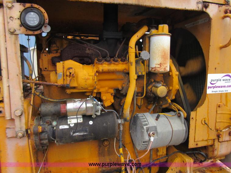 image for item D2467 1971 Caterpillar 112F rigid frame motor grader