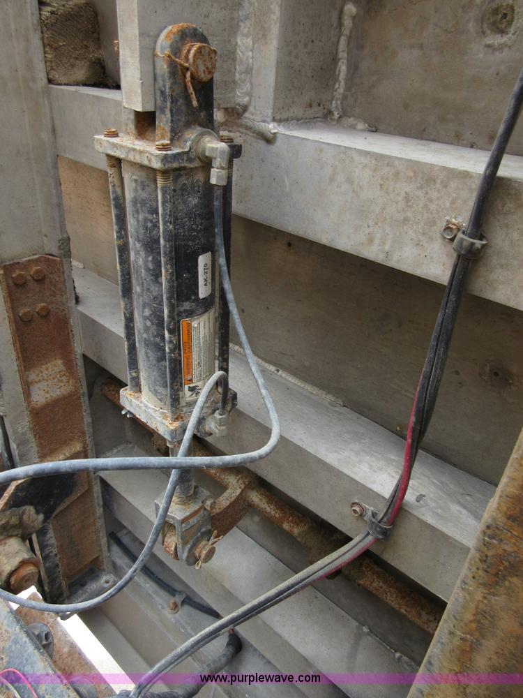 image for item D2470 RS aluminum dump bed