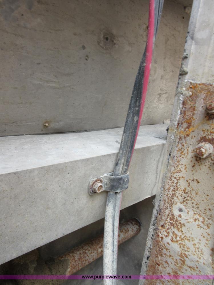 image for item D2470 RS aluminum dump bed