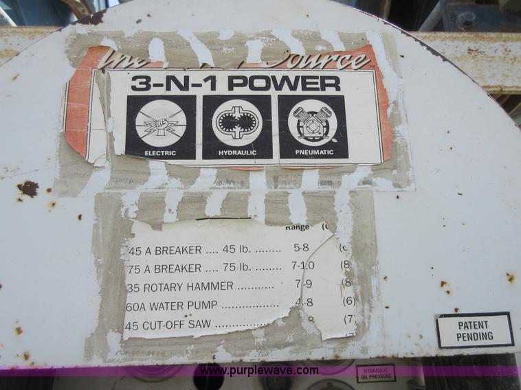 image for item D2473 1990 GMC TopKick 7000 service truck